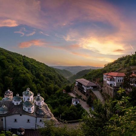 Hotel Manastir Sv. Joakim Osogovski Kriva Palanka Экстерьер фото